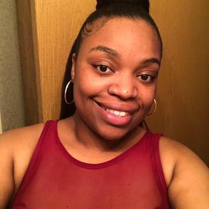 Meet your Posher, Cassandra